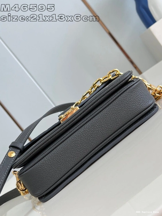 Aaa replica ru EAST POCHETTE WEST VUITTON METIS LOUIS 0813